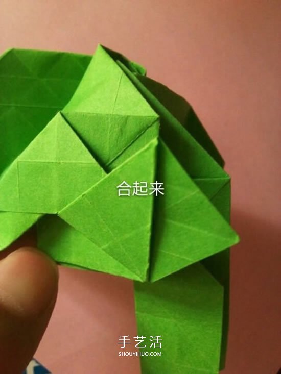 一張紙折玫瑰花的圖解教程 連花萼也一起折出 -  rpnrmr.com