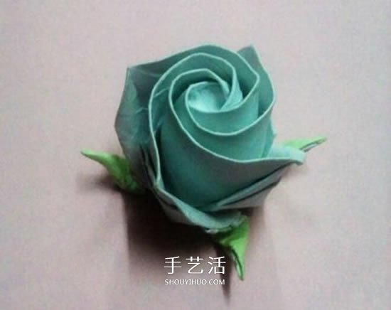 一張紙折玫瑰花的圖解教程 連花萼也一起折出 -  rpnrmr.com