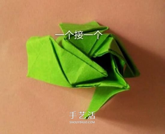 一張紙折玫瑰花的圖解教程 連花萼也一起折出 -  rpnrmr.com