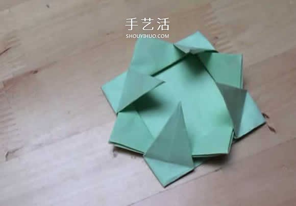 旋轉(zhuǎn)紙陀螺怎么折圖解 簡(jiǎn)單花型陀螺折紙教程 -  rpnrmr.com