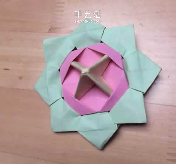 旋轉(zhuǎn)紙陀螺怎么折圖解 簡(jiǎn)單花型陀螺折紙教程 -  rpnrmr.com