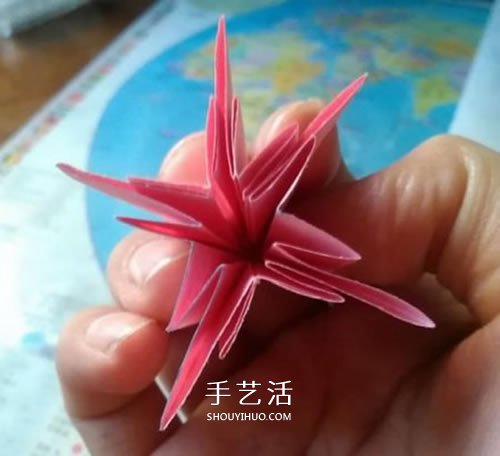 牽?；ǖ恼奂埐襟E圖解 怎么折喇叭花的教程 -  rpnrmr.com