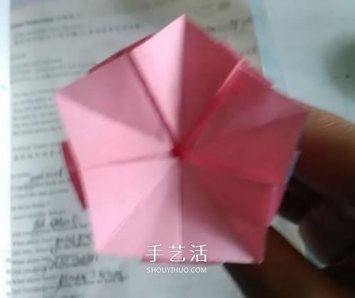 牽?；ǖ恼奂埐襟E圖解 怎么折喇叭花的教程 -  rpnrmr.com