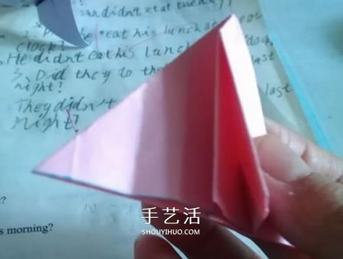 牽?；ǖ恼奂埐襟E圖解 怎么折喇叭花的教程 -  rpnrmr.com