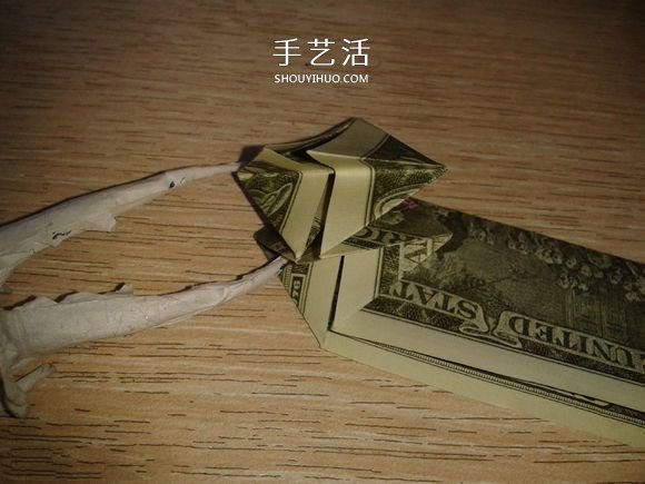 花心天使心的折法圖解 好看美元折紙愛(ài)心教程 -  rpnrmr.com