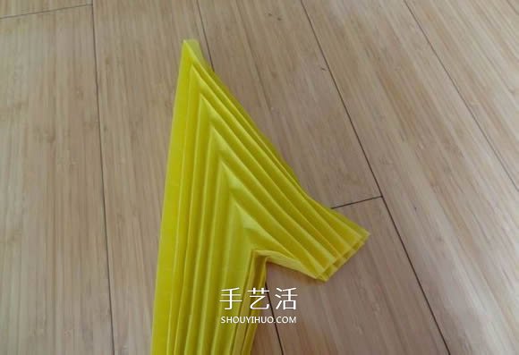 鷹的折紙教程 手工折紙展開翅膀雄鷹的步驟圖 -  rpnrmr.com