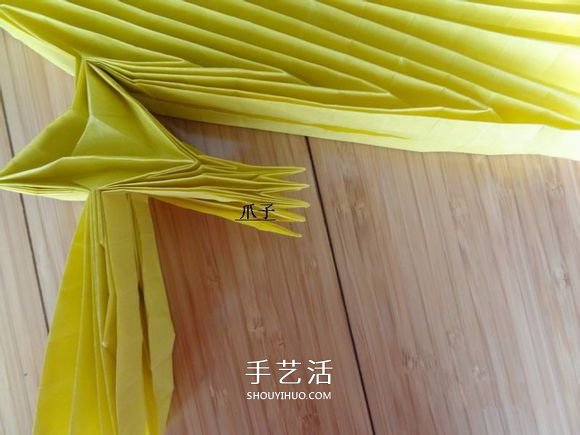鷹的折紙教程 手工折紙展開翅膀雄鷹的步驟圖 -  rpnrmr.com