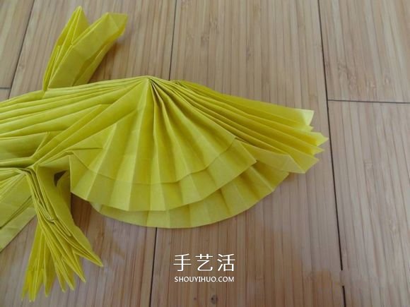 鷹的折紙教程 手工折紙展開翅膀雄鷹的步驟圖 -  rpnrmr.com
