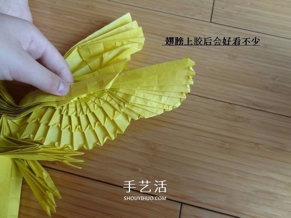 鷹的折紙教程 手工折紙展開翅膀雄鷹的步驟圖 -  rpnrmr.com