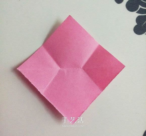 情人節(jié)紅玫瑰折紙 美麗紙玫瑰花的折法圖解 -  rpnrmr.com