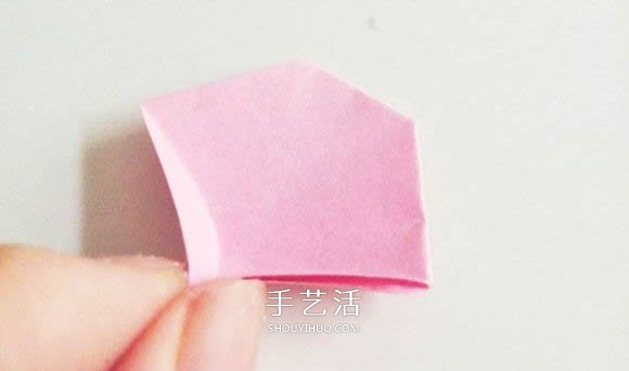 情人節(jié)紅玫瑰折紙 美麗紙玫瑰花的折法圖解 -  rpnrmr.com