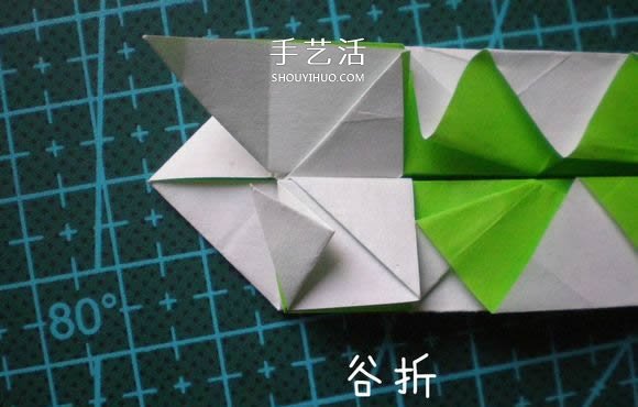 可愛小蟲子！簡單卡通毛毛蟲的折法圖解教程 -  rpnrmr.com
