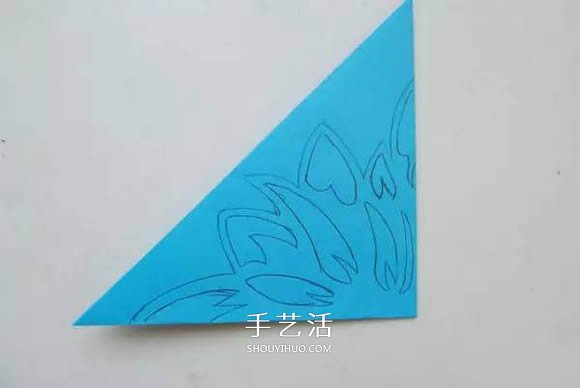 怎么剪紙窗花的教程 四角剪紙大圖案窗花圖解 -  rpnrmr.com