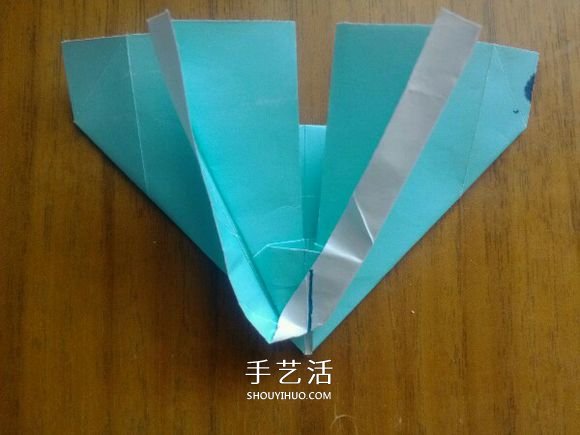 LOVE U字母心的折法 情人節(jié)表白愛心折紙圖解 -  rpnrmr.com