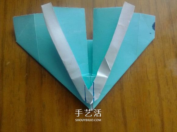 LOVE U字母心的折法 情人節(jié)表白愛心折紙圖解 -  rpnrmr.com