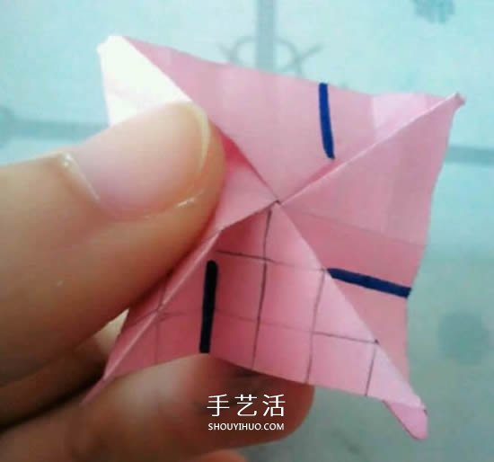 情人節(jié)禮品盒折紙圖解 好看韓式玫瑰禮盒的折法 -  rpnrmr.com