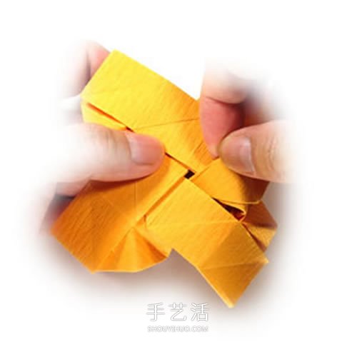 在川崎玫瑰上進(jìn)行改造 美麗紙玫瑰花手工折法 -  rpnrmr.com