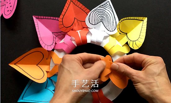 紙餐盤手工小制作 DIY漂亮的生日愛心花環(huán)掛飾 -  rpnrmr.com