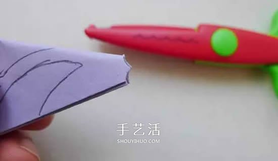 窗花怎么剪的圖解教程 花朵圖案窗花的剪法 -  rpnrmr.com