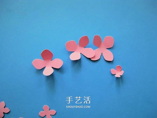 幼兒手工貼畫教程：卡紙和膠帶貼美麗的櫻花樹(shù) -  rpnrmr.com