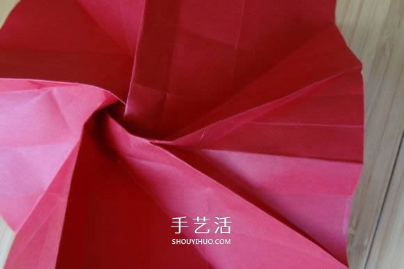 代表美麗和愛情！手工折紙卷心玫瑰步驟圖解 -  rpnrmr.com