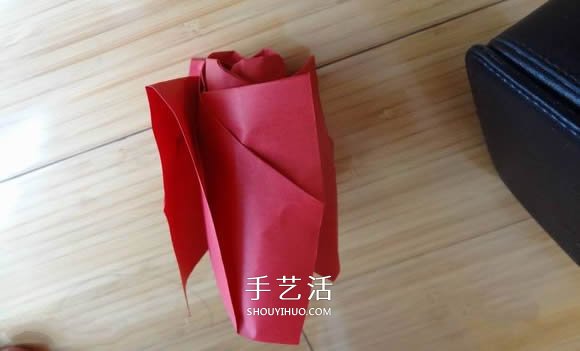 代表美麗和愛情！手工折紙卷心玫瑰步驟圖解 -  rpnrmr.com
