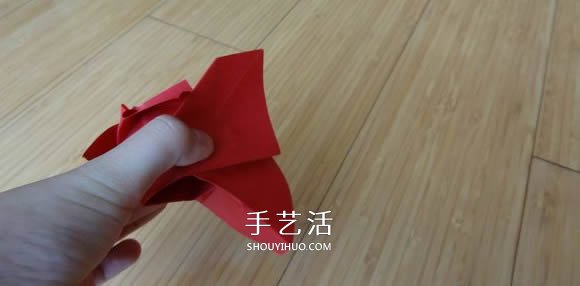 代表美麗和愛情！手工折紙卷心玫瑰步驟圖解 -  rpnrmr.com