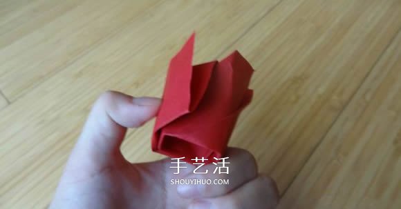 代表美麗和愛情！手工折紙卷心玫瑰步驟圖解 -  rpnrmr.com