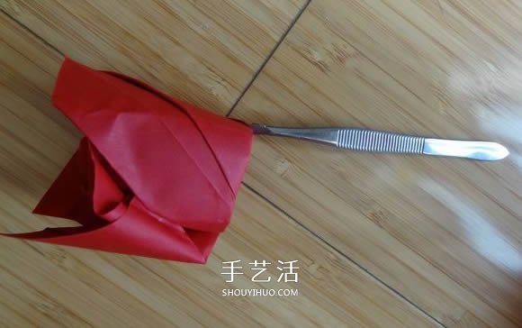 代表美麗和愛情！手工折紙卷心玫瑰步驟圖解 -  rpnrmr.com