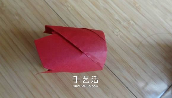 代表美麗和愛情！手工折紙卷心玫瑰步驟圖解 -  rpnrmr.com