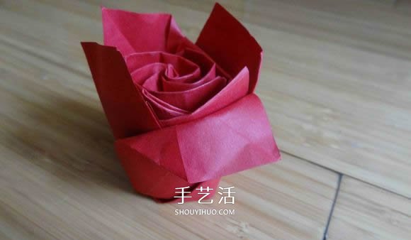 代表美麗和愛情！手工折紙卷心玫瑰步驟圖解 -  rpnrmr.com
