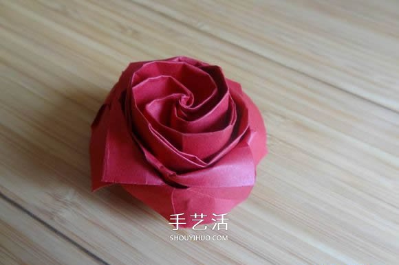 代表美麗和愛情！手工折紙卷心玫瑰步驟圖解 -  rpnrmr.com