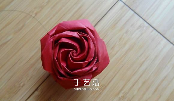 代表美麗和愛情！手工折紙卷心玫瑰步驟圖解 -  rpnrmr.com