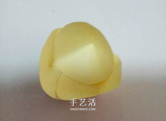 簡(jiǎn)單紙花怎么做圖解 組合式花朵的制作方法 -  rpnrmr.com