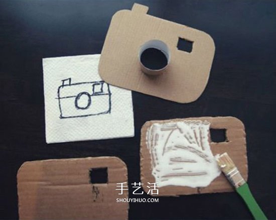 硬紙板手工制作相機(jī) 兒童做玩具相機(jī)的教程 -  rpnrmr.com