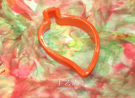 感受秋天的味道！幼兒手工制作樹葉掛飾的方法 -  rpnrmr.com