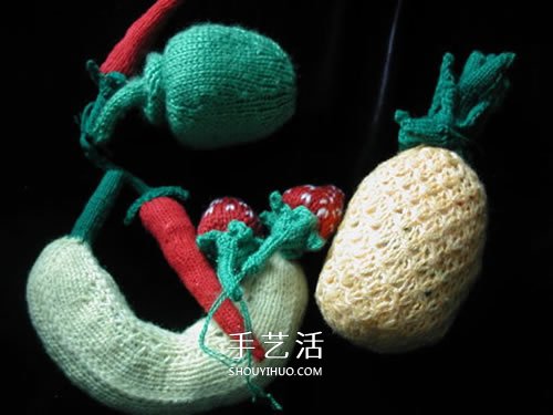 用毛線做水果的作品圖片 還能當(dāng)做趣味靠枕 -  rpnrmr.com