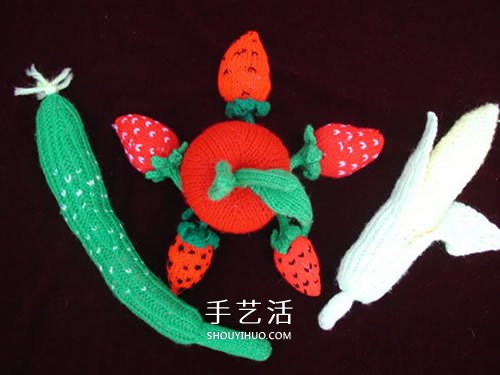 用毛線做水果的作品圖片 還能當(dāng)做趣味靠枕 -  rpnrmr.com