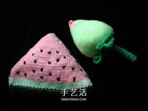 用毛線做水果的作品圖片 還能當(dāng)做趣味靠枕 -  rpnrmr.com