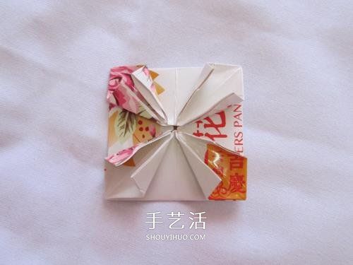 廢紙折花型筆筒的折法 還可以當(dāng)垃圾盒使用 -  rpnrmr.com