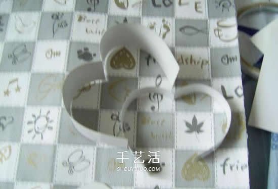 簡(jiǎn)單又好看的愛(ài)心禮品盒手工制作方法圖解 -  rpnrmr.com