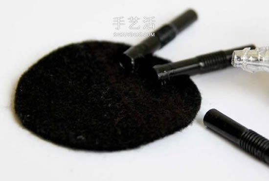 手工蜘蛛怎么做圖解 吸管手工制作萬圣節(jié)蜘蛛 -  rpnrmr.com