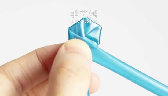 吸管編花的圖解教程 插入花瓶做成漂亮插花 -  rpnrmr.com
