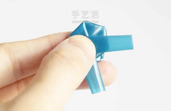 吸管編花的圖解教程 插入花瓶做成漂亮插花 -  rpnrmr.com