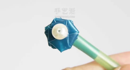 吸管編花的圖解教程 插入花瓶做成漂亮插花 -  rpnrmr.com
