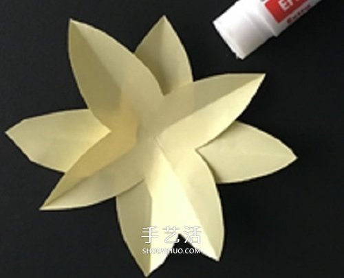 手工卡紙花的做法圖解 幼兒制作立體花朵教程 -  rpnrmr.com