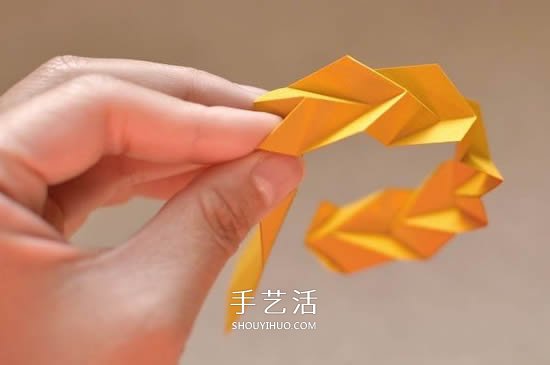 卡紙折手鐲的圖解教程 教你折出立體幾何手鐲 -  rpnrmr.com