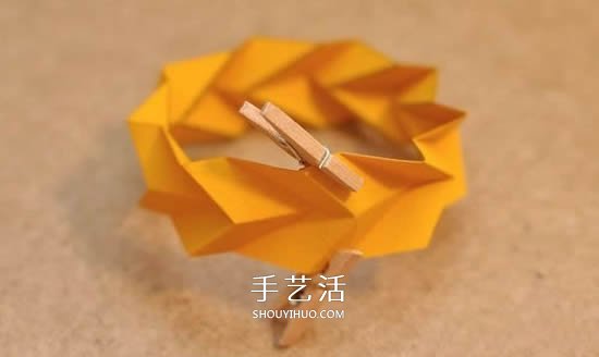 卡紙折手鐲的圖解教程 教你折出立體幾何手鐲 -  rpnrmr.com