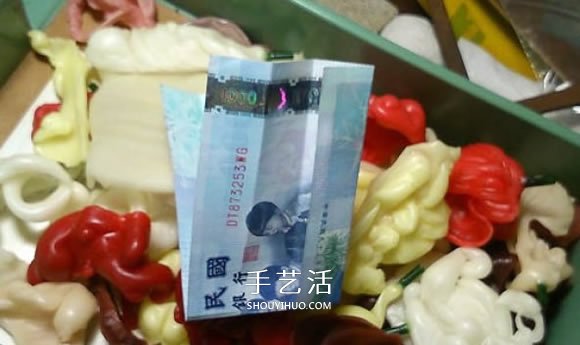 簡單紙幣折紙教程 折一個浪漫愛心戒指的折法 -  rpnrmr.com