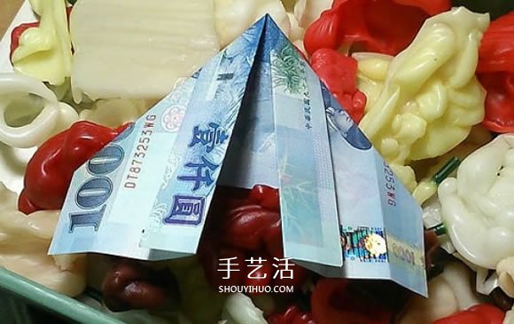 簡單紙幣折紙教程 折一個浪漫愛心戒指的折法 -  rpnrmr.com